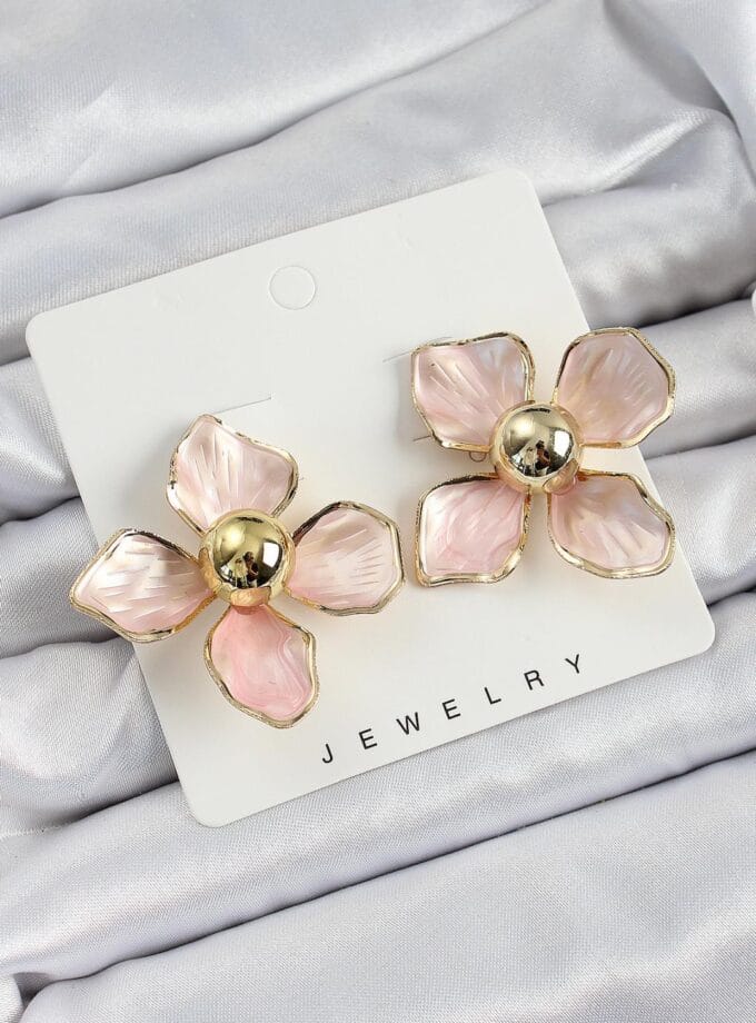 BlossomVintage pirinç çiçek gold kadın küpe - zarif vintage tasarım